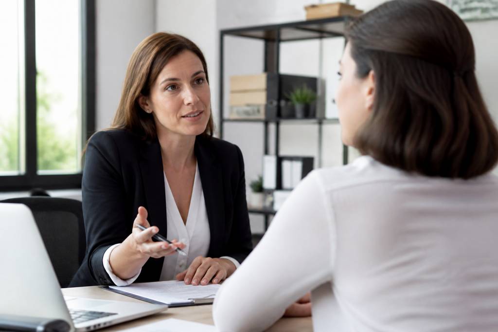 Assistance entreprise RH : qui pour se faire aider ? les solutions pour gagner du temps et sécuriser vos process